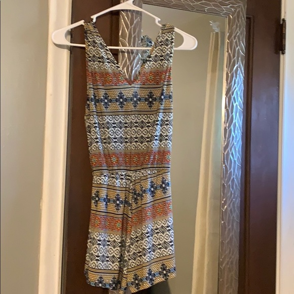 Romper - Picture 4 of 4